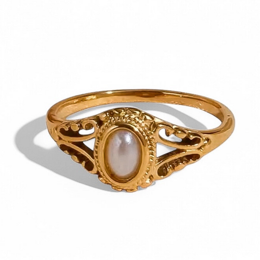 DUCHESS RING
