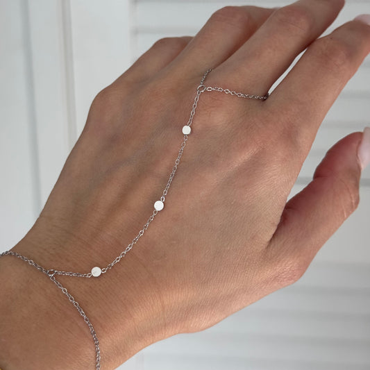BRI SILVER HAND CHAIN