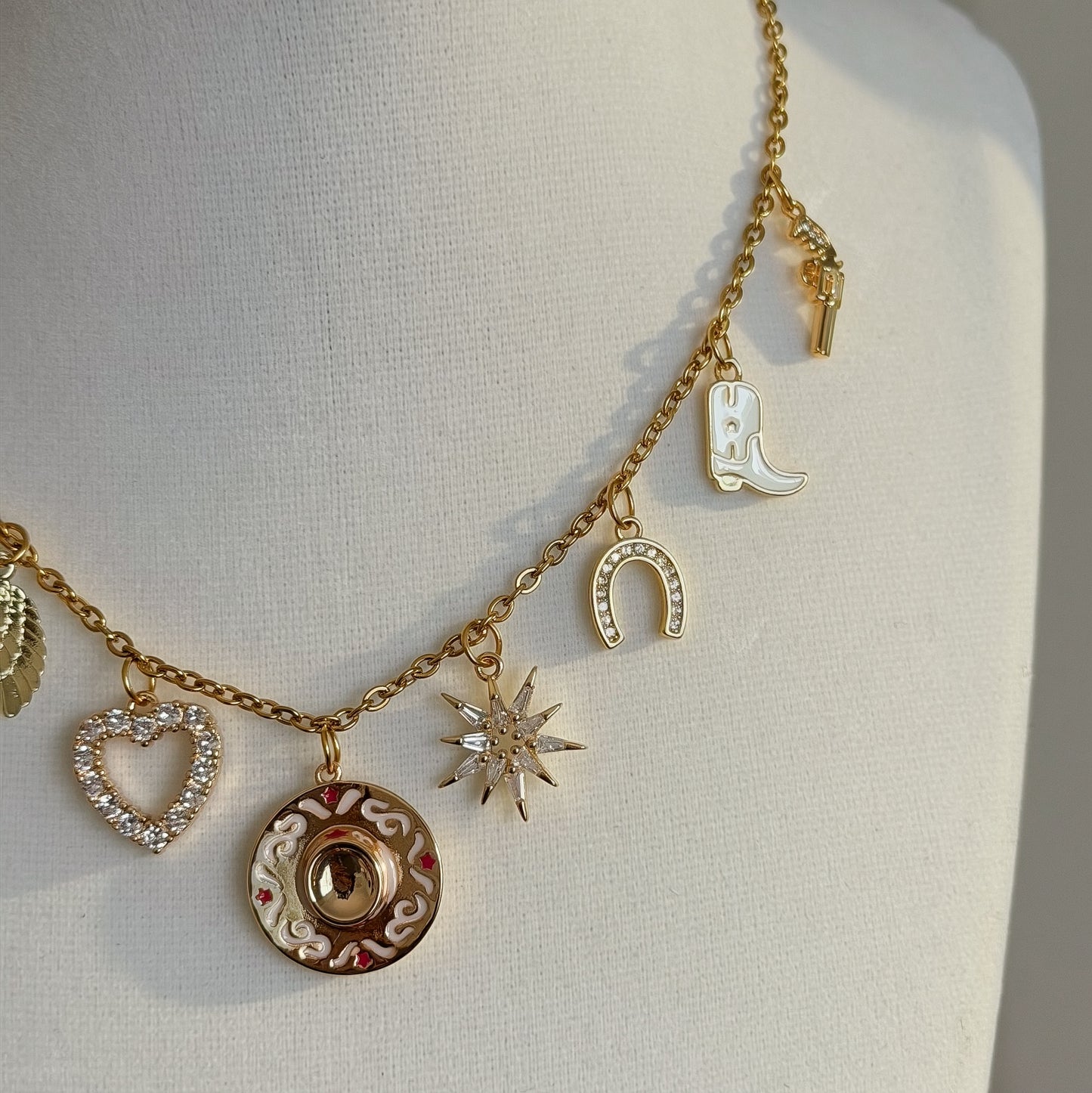 COWGIRL NECKLACE