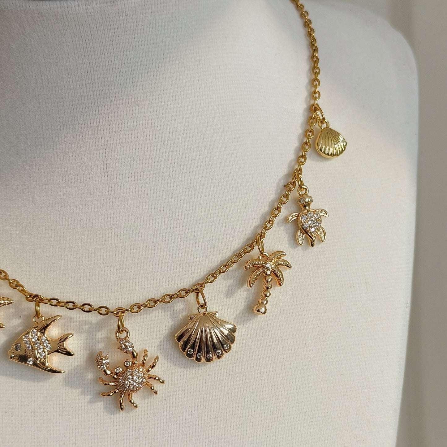 COASTAL CHARM NECKLACE