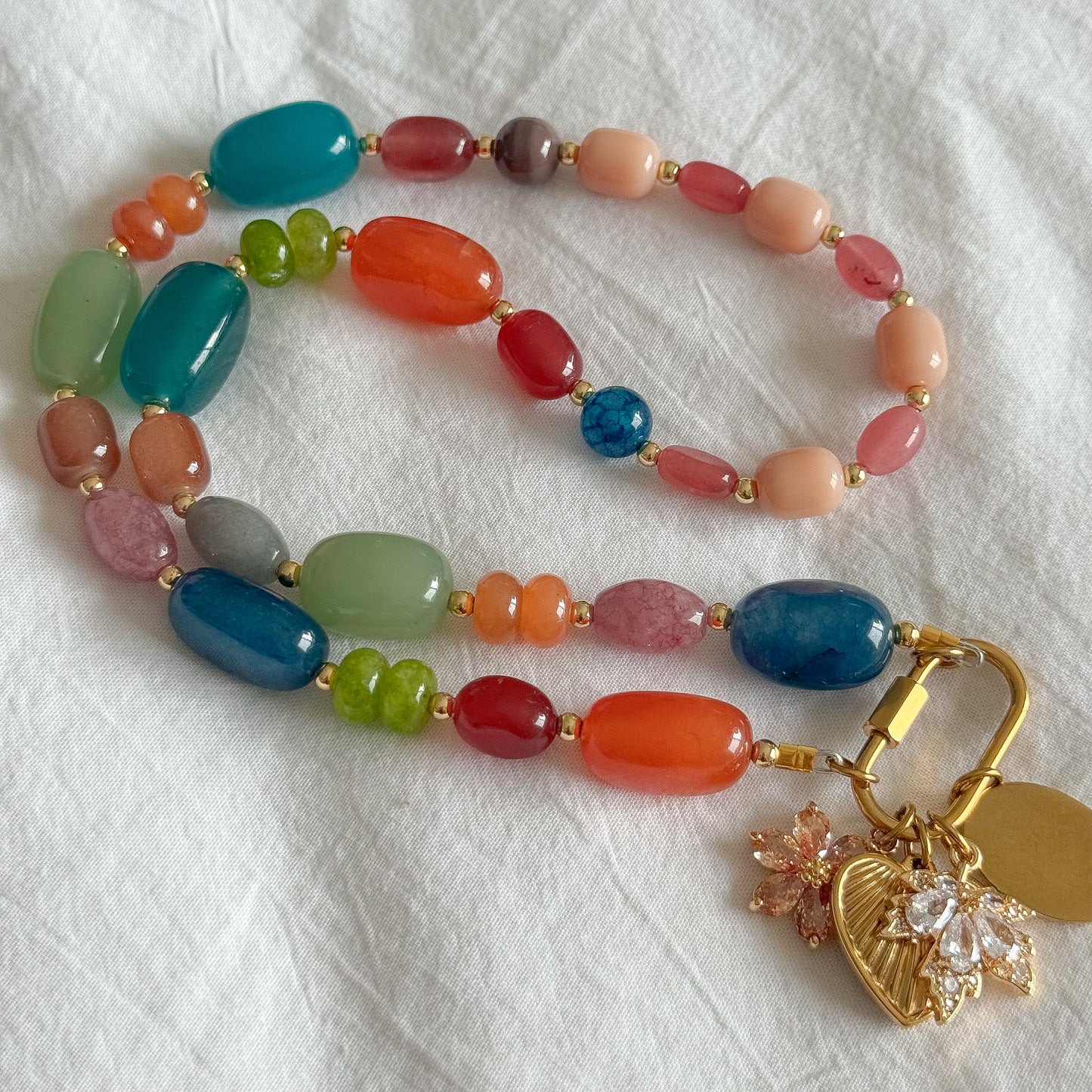 EVER CHANGING NECKLACE
