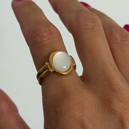 LUNA RING