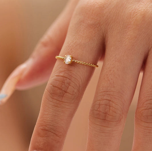 EFFORTLESS RING