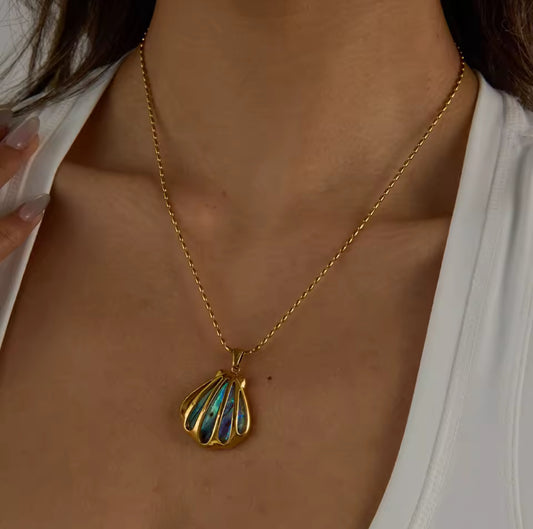 ARIEL'S VOICE NECKLACE