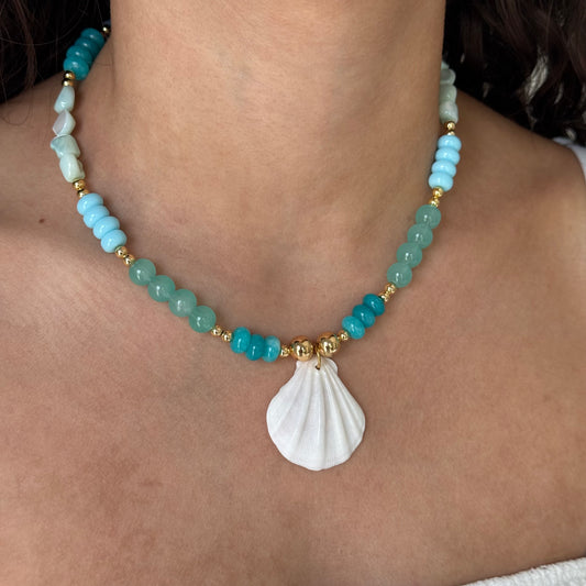 AQUA BEADED SHELL NECKLACE