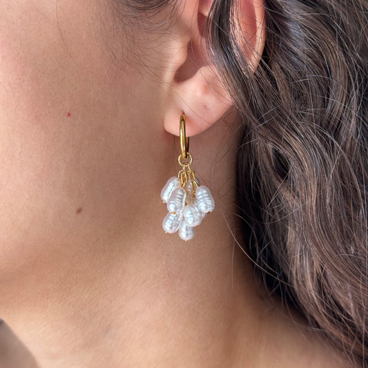 PEARLY HOOP EARRINGS