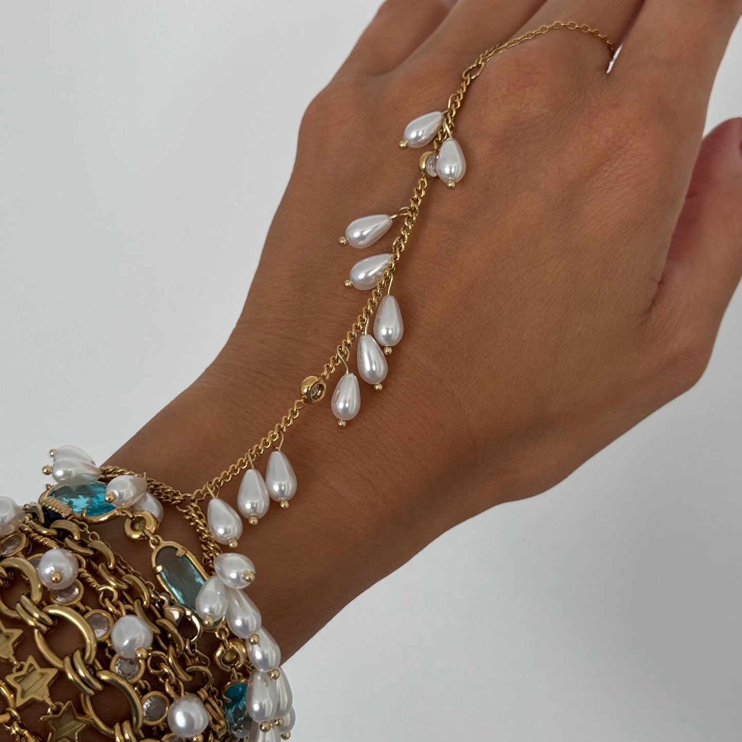 LE GALET HAND CHAIN