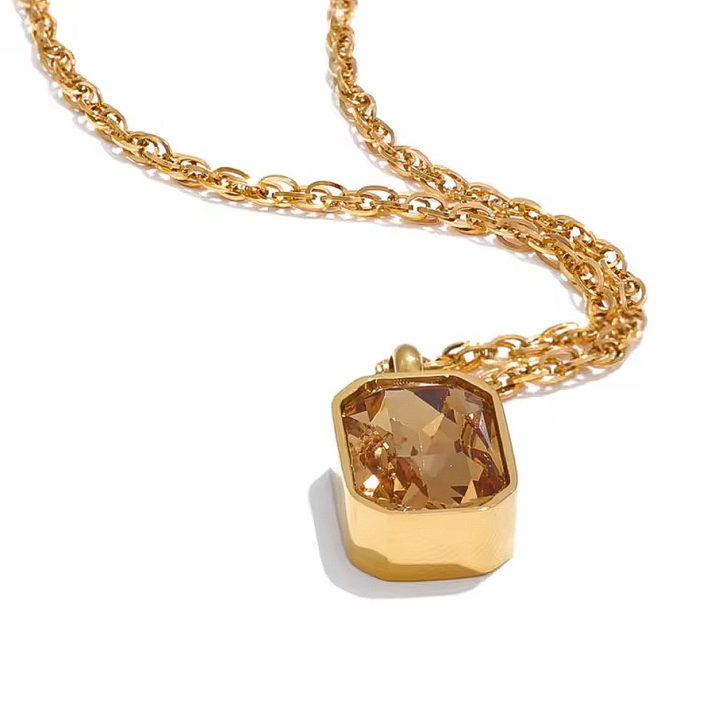 HONEY NECKLACE