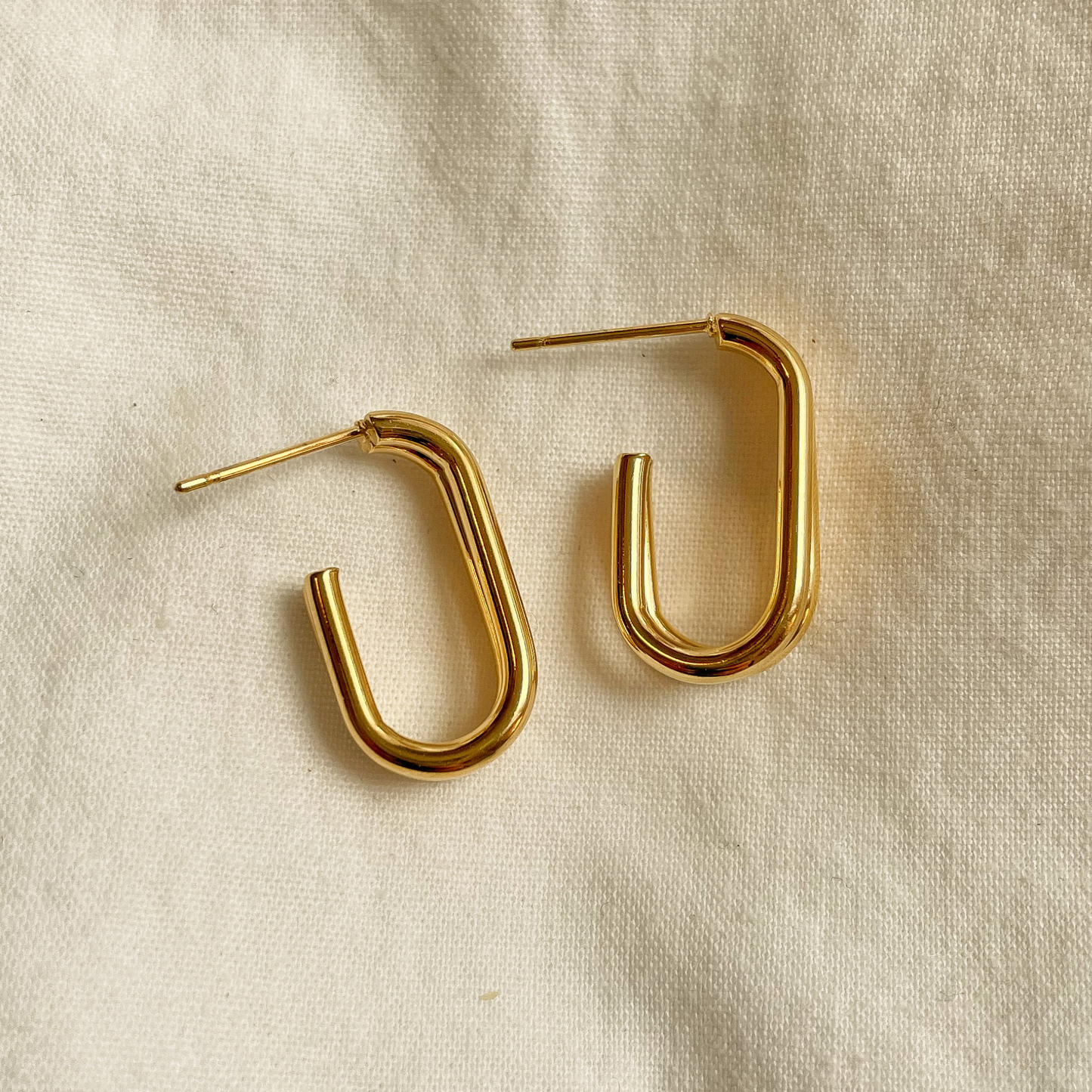 ELLE HOOPS