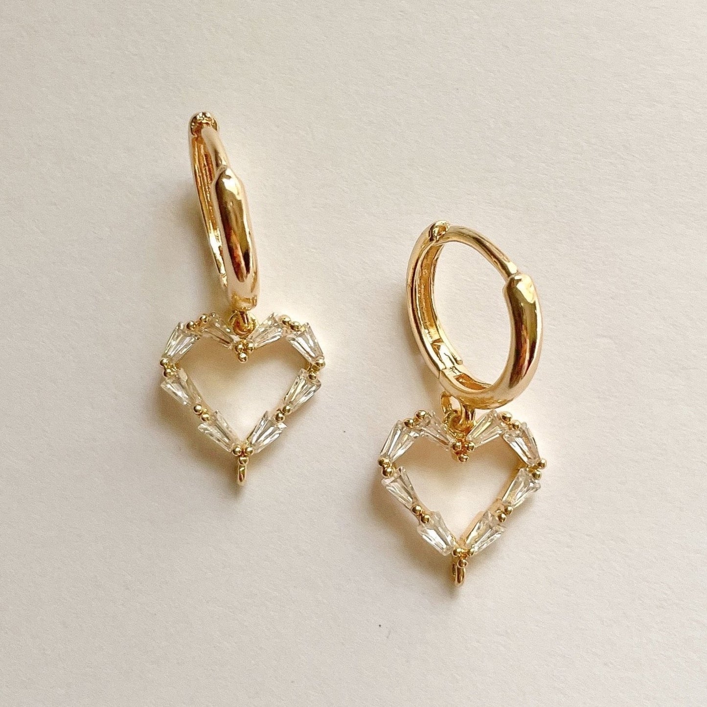 GOLD DAINTY HEART HOOPS