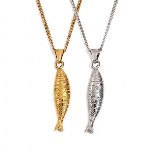 SHE’S A CATCH NECKLACE