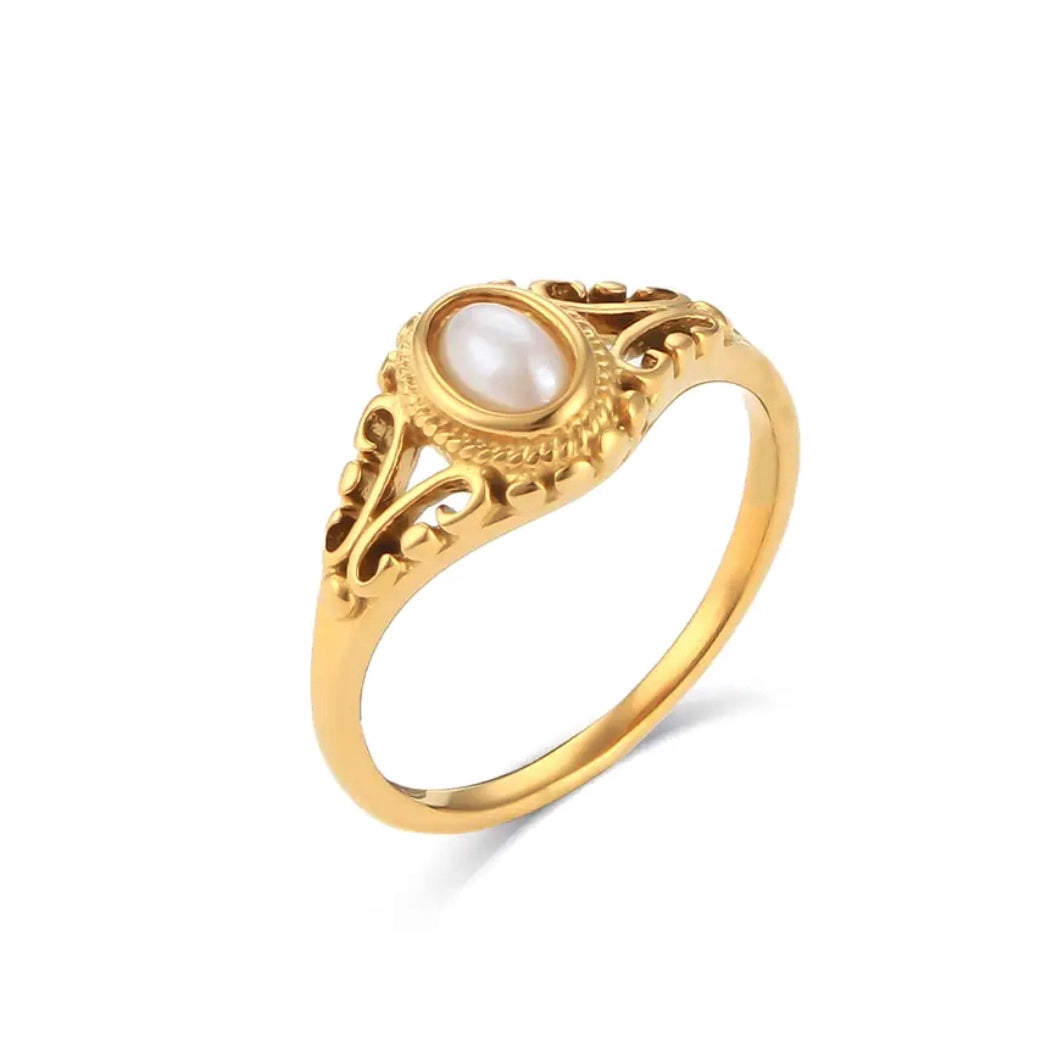 ELEGANT PEARL RING