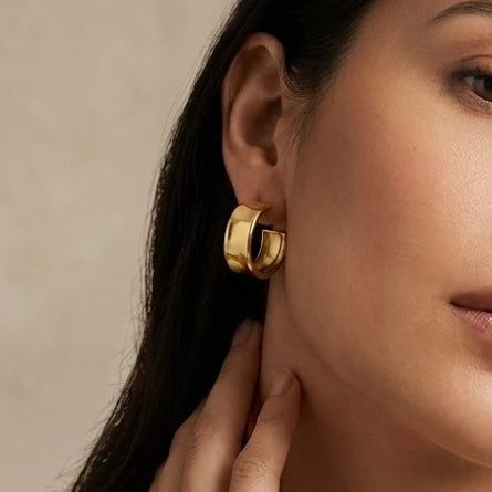 GOLDEN HOOP EARRINGS