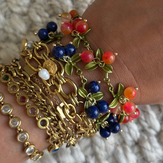 BERRY PICKING BRACELET