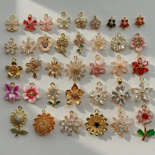 FLOWER CHARMS