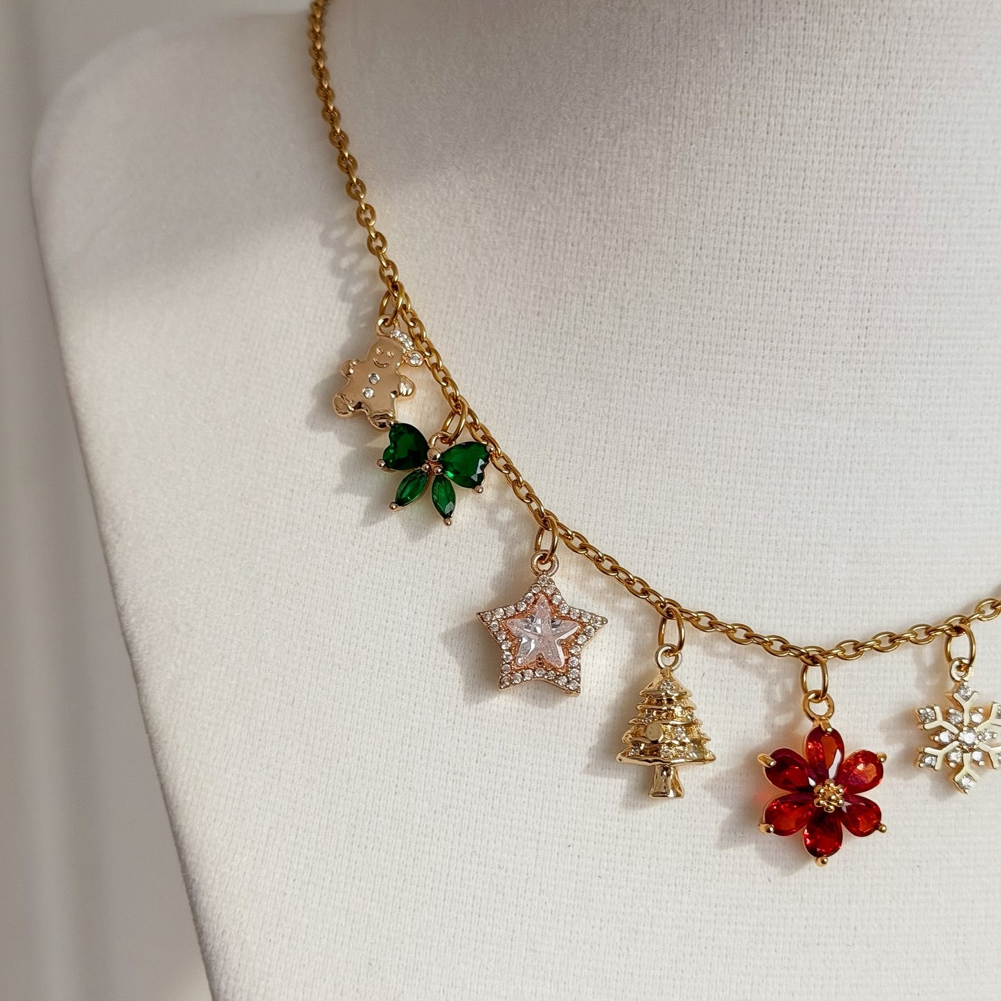 CHRISTMAS CHARM NECKLACE