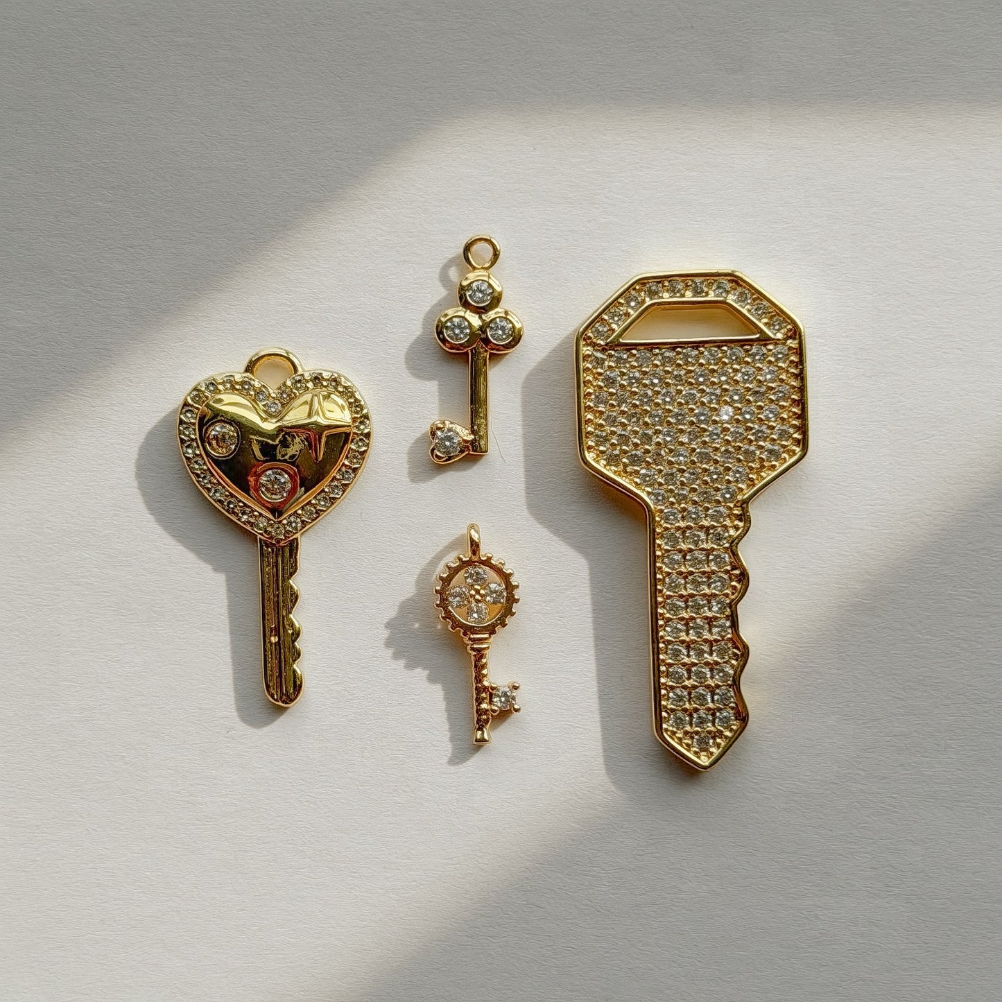 KEY CHARMS