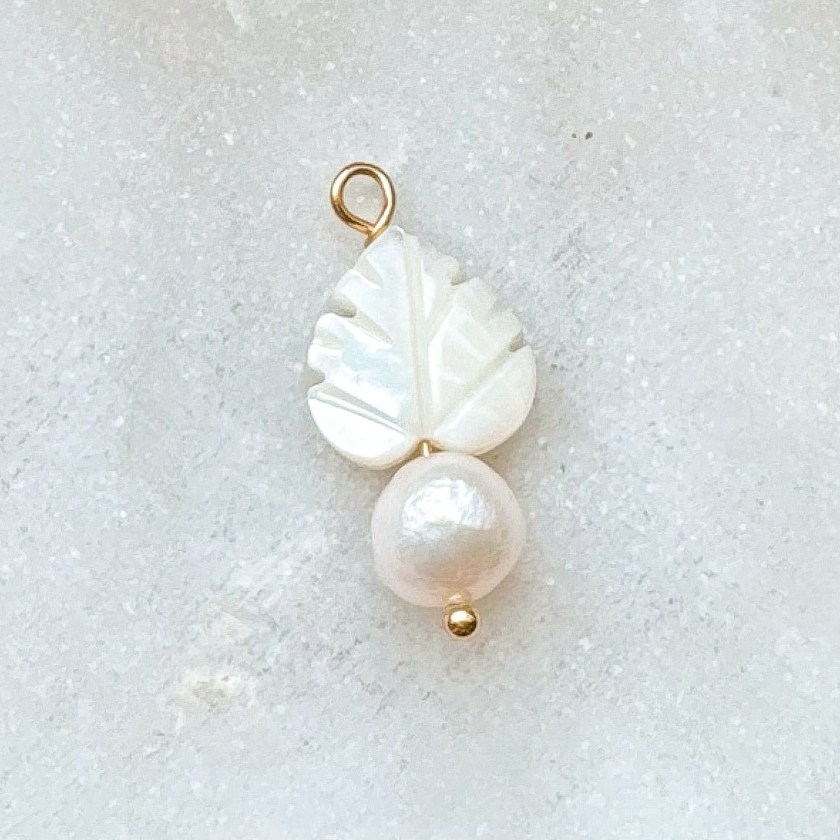 SHELL PALM CHARM