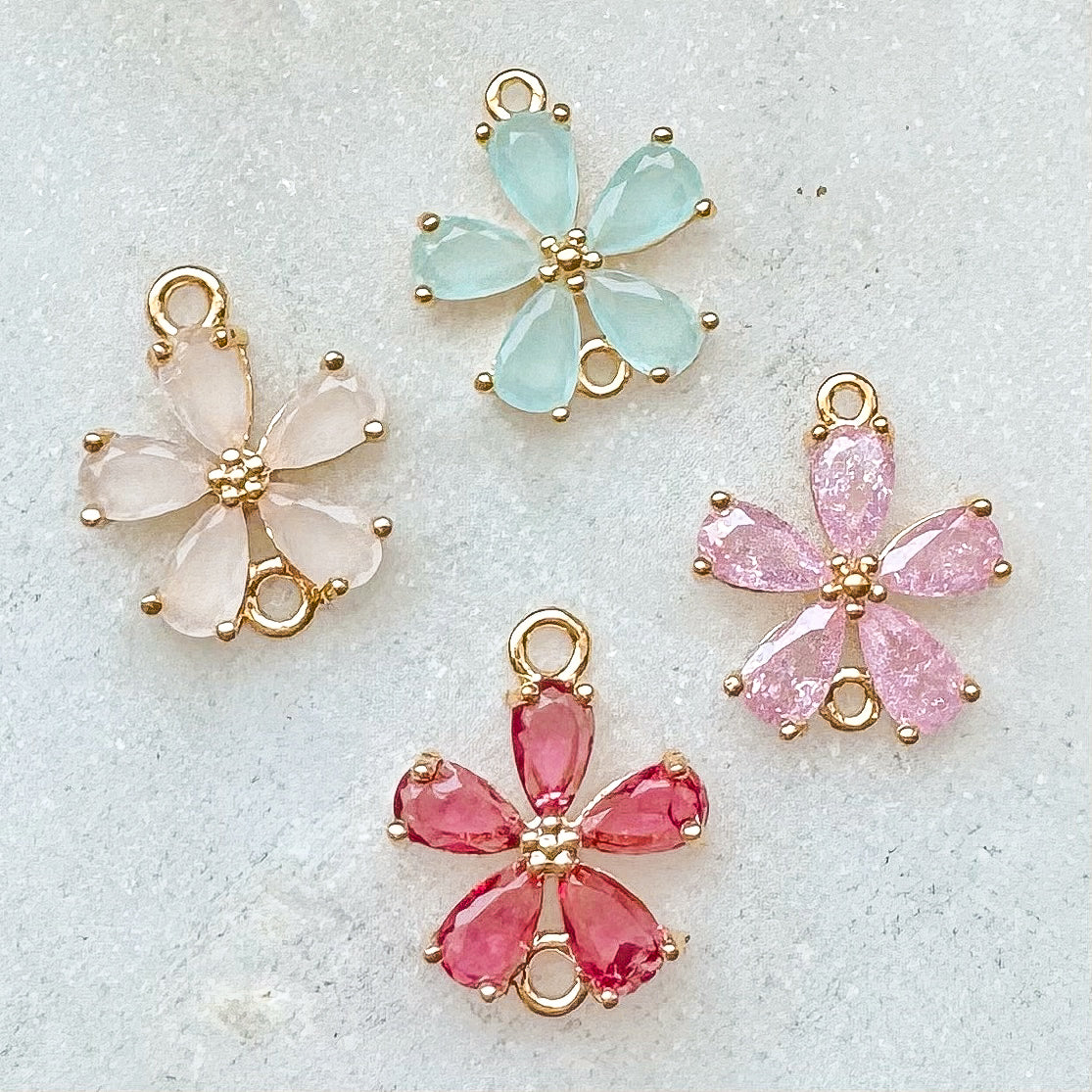 CRYSTAL FLOWER CHARM