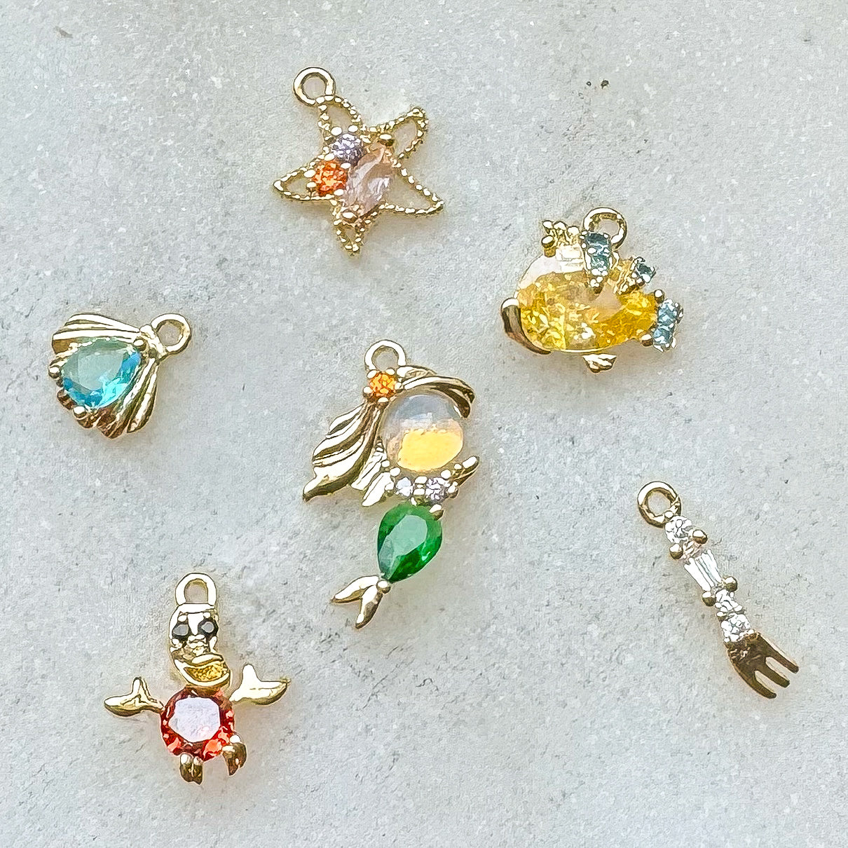 ARIEL CHARM SET