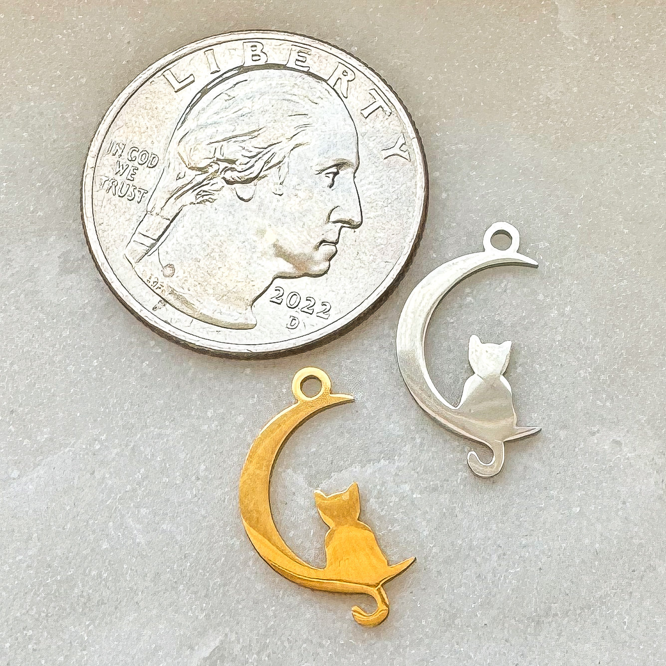 CAT MOON CHARM