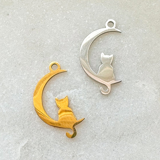 CAT MOON CHARM