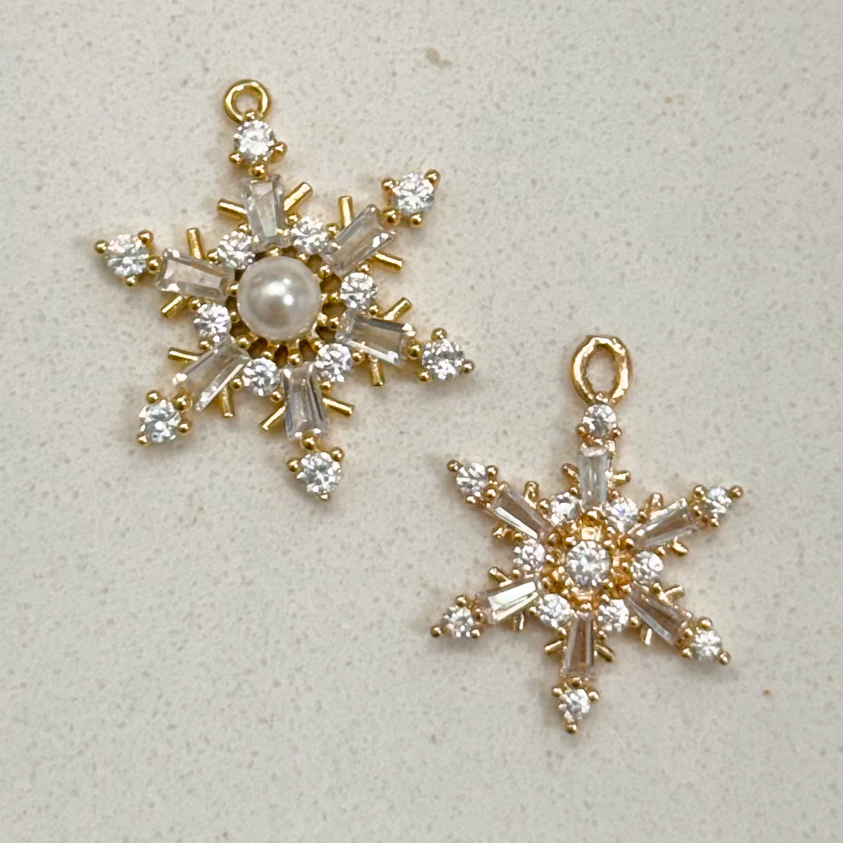 SNOWFLAKE CHARM