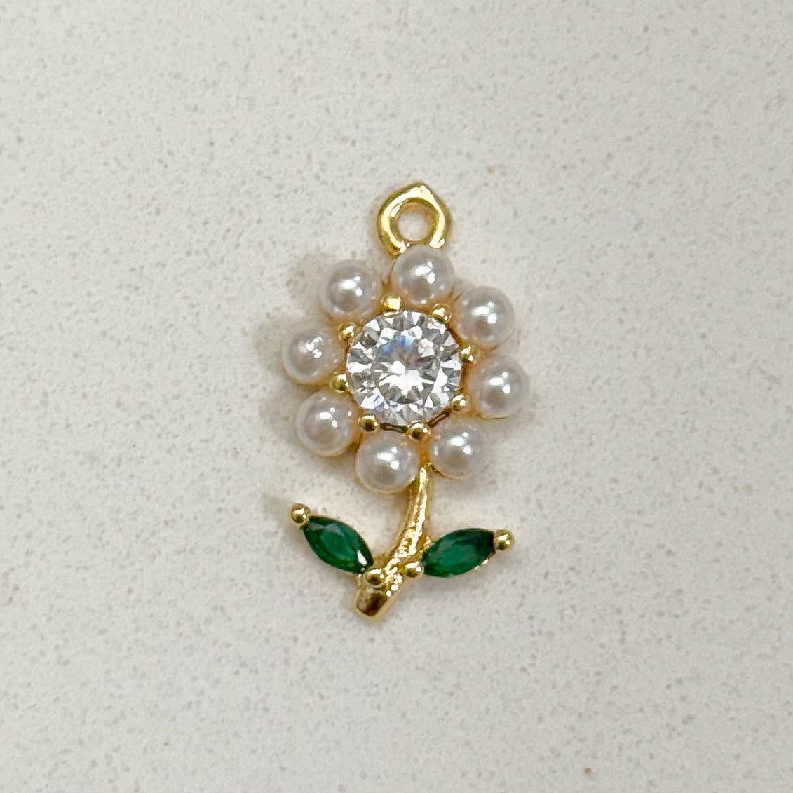 PEARL FLOWER CHARM