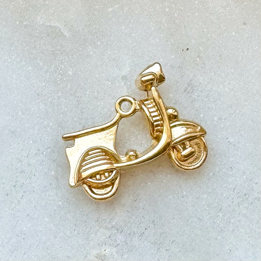 MOPED CHARM