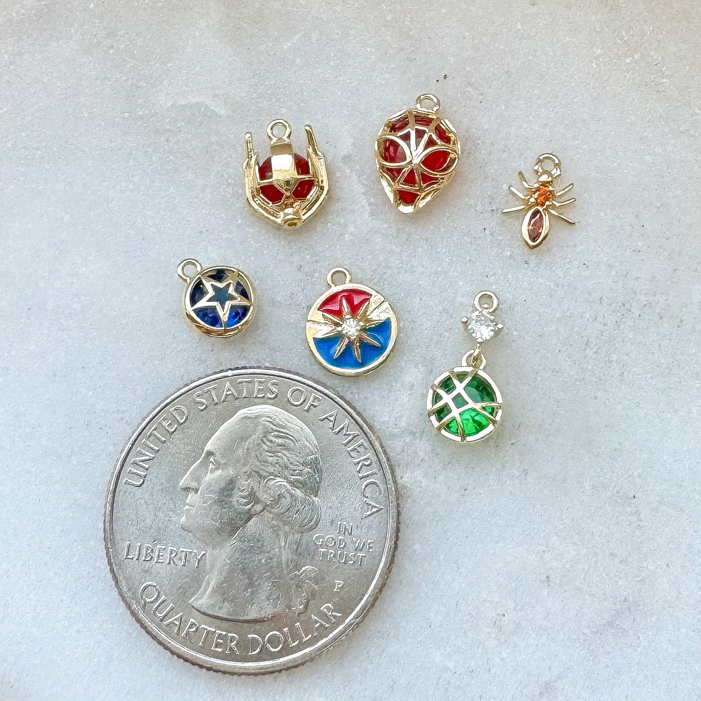 MARVEL CHARM SET