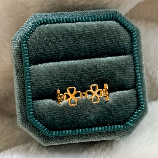 FOUR LEAF CLOVER RING