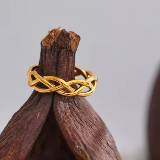 BRAIDED RING