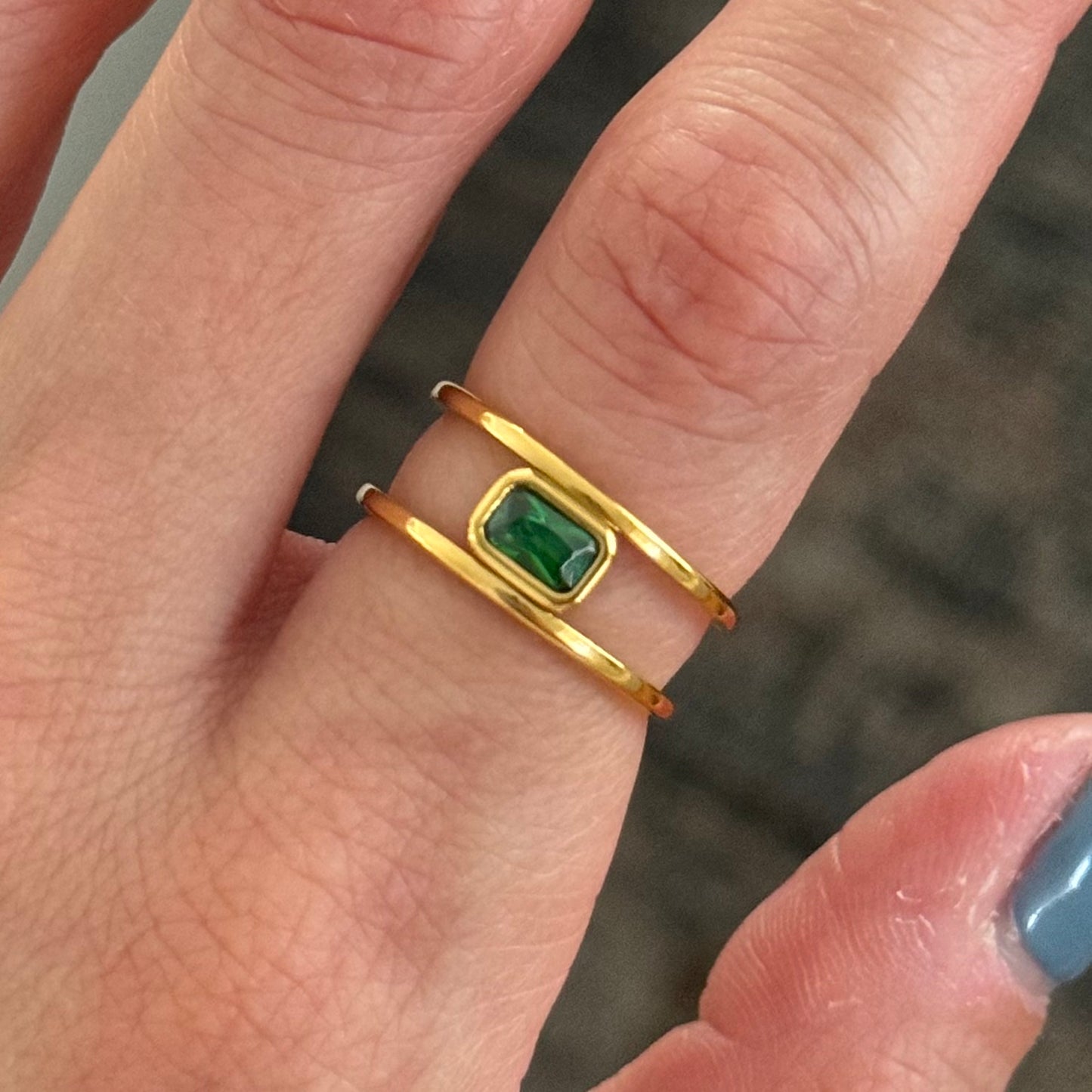 GREEN GEM RING