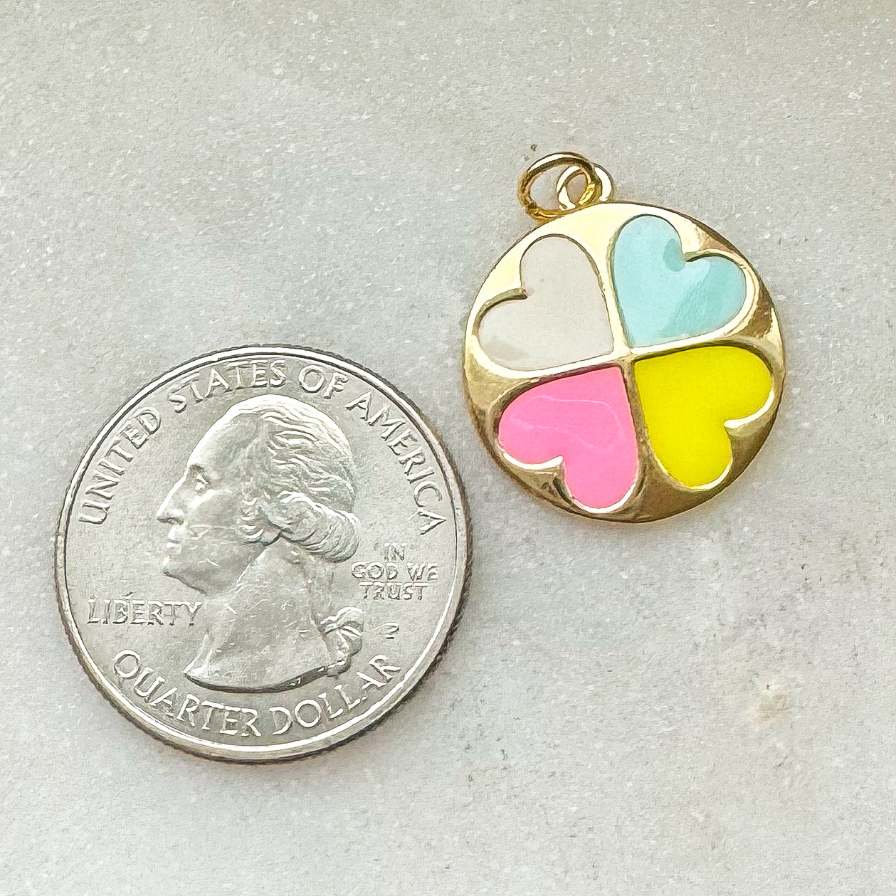 COLORFUL CLOVER CHARM