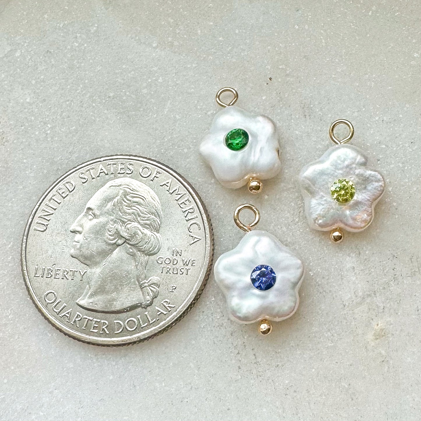 PEARL FLOWER CHARM