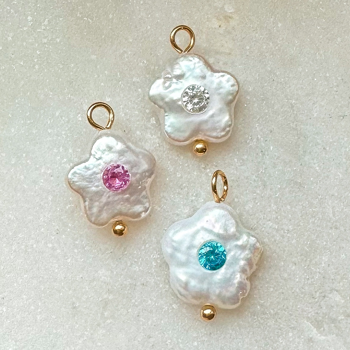 PEARL FLOWER CHARM