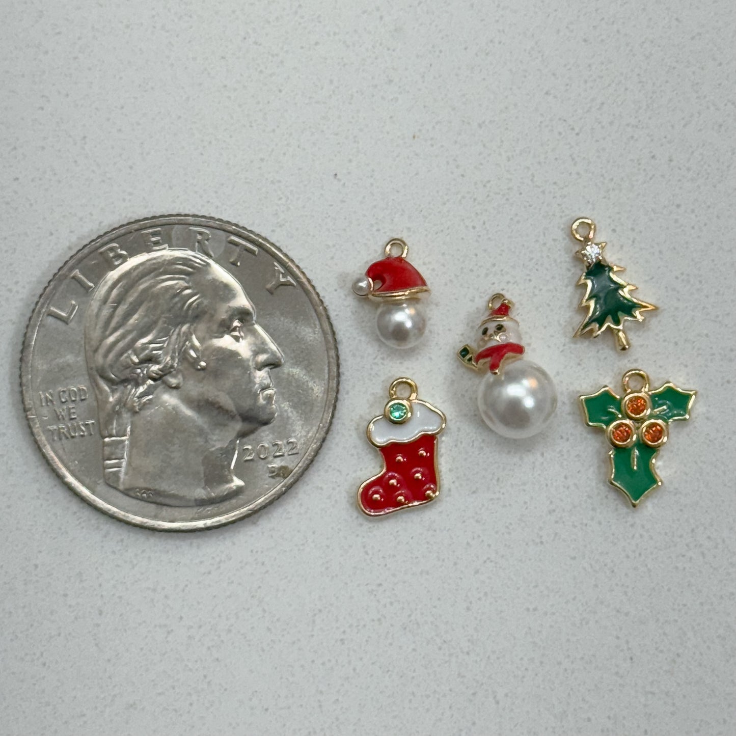 CHRISTMAS CHARM SET