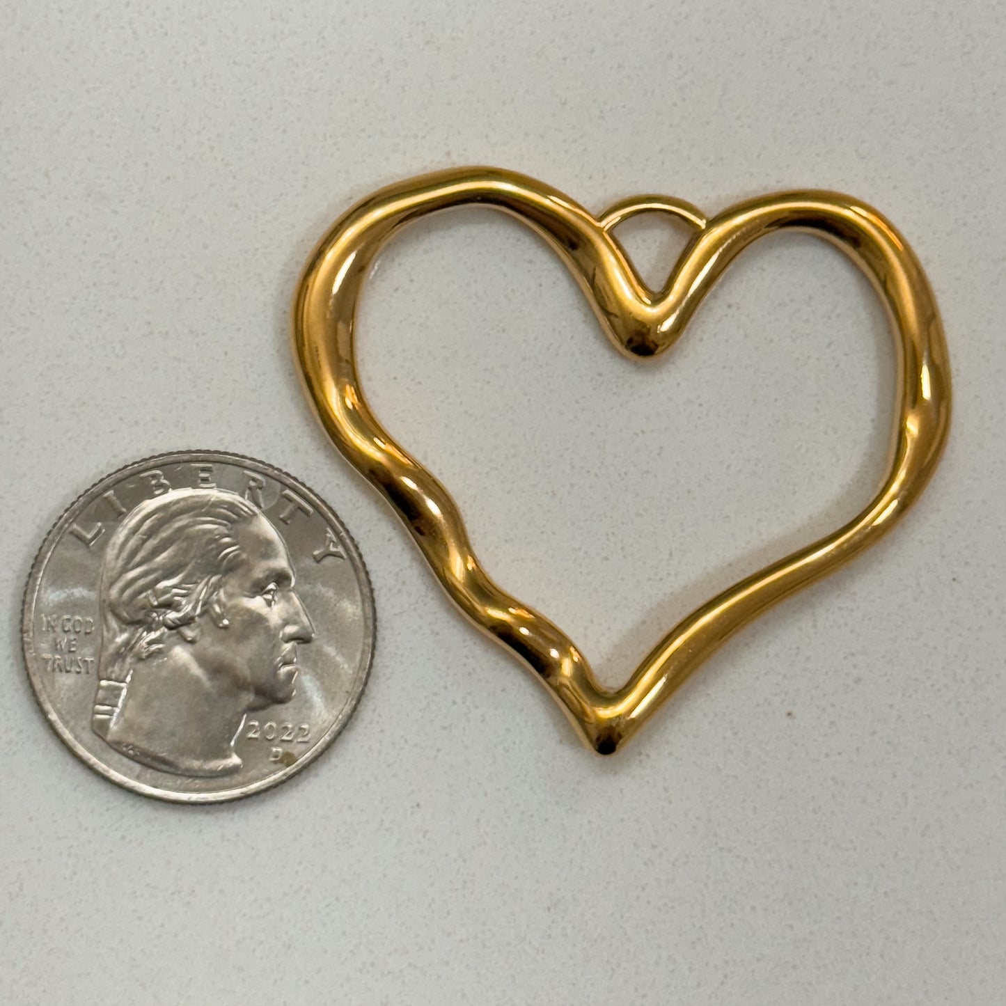 HEART OUTLINE CHARM