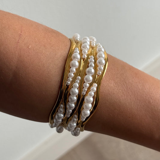PRECIOUS PEARL ARM CUFF