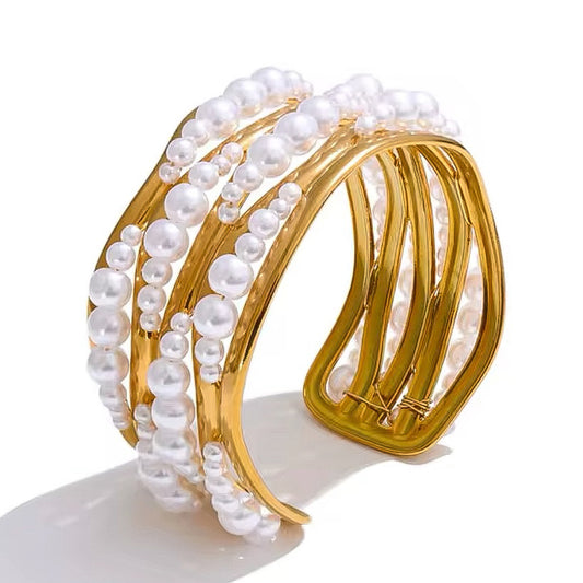 PRECIOUS PEARL ARM CUFF
