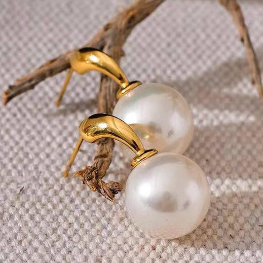 PEARL DROP EARRINGS