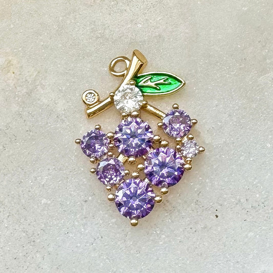 GRAPES CHARM