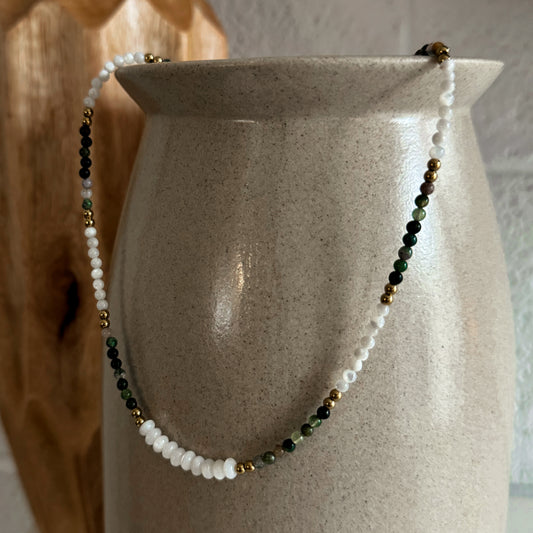 GREEN + WHITE BEADED NECKLACE