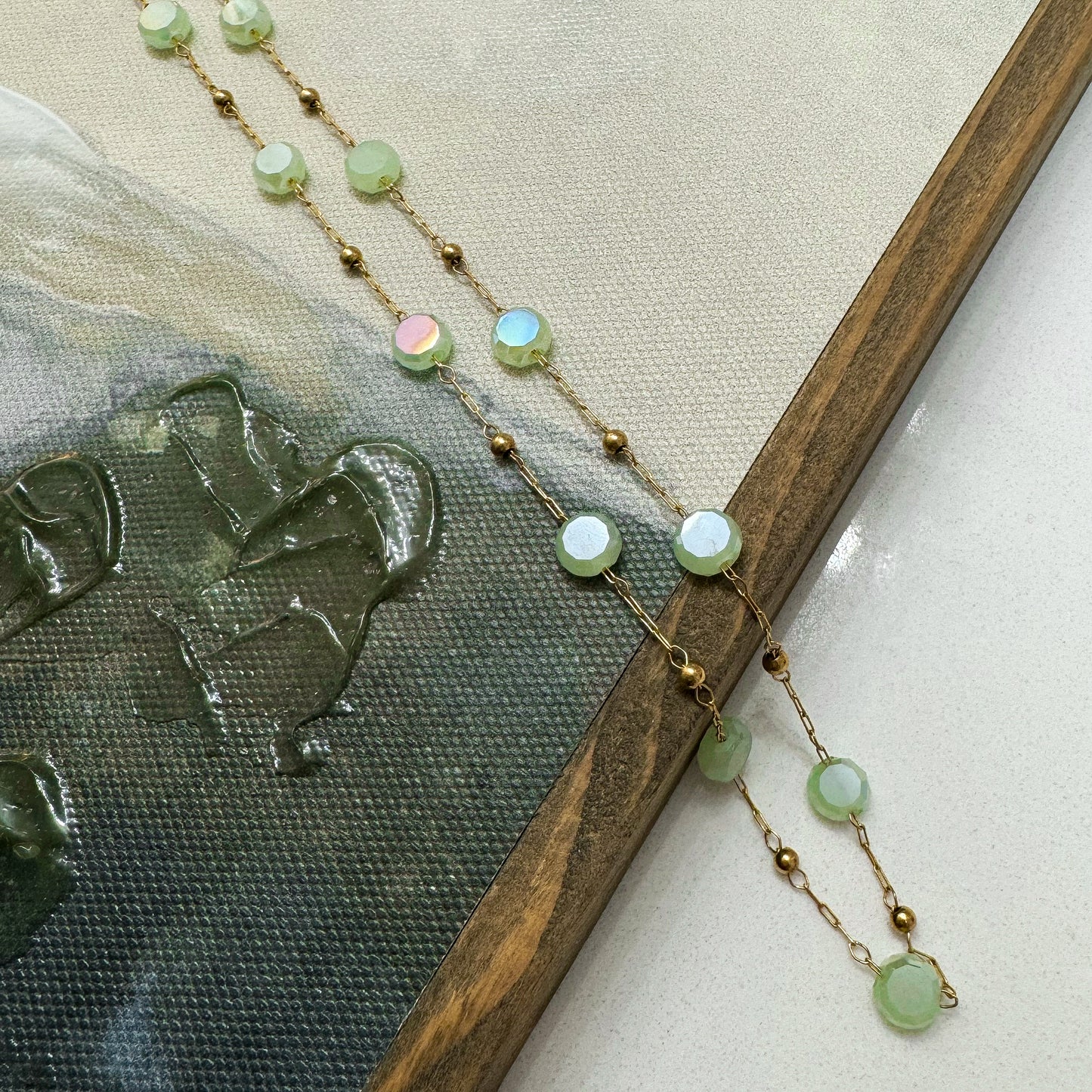 GREEN BEADED NECKLACE