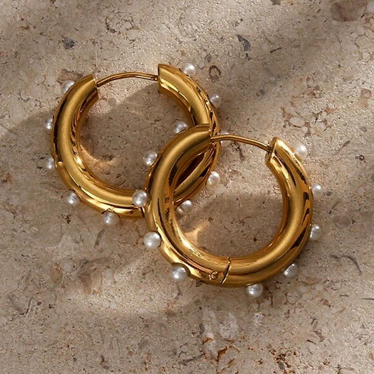 GOLD PEARL HOOPS