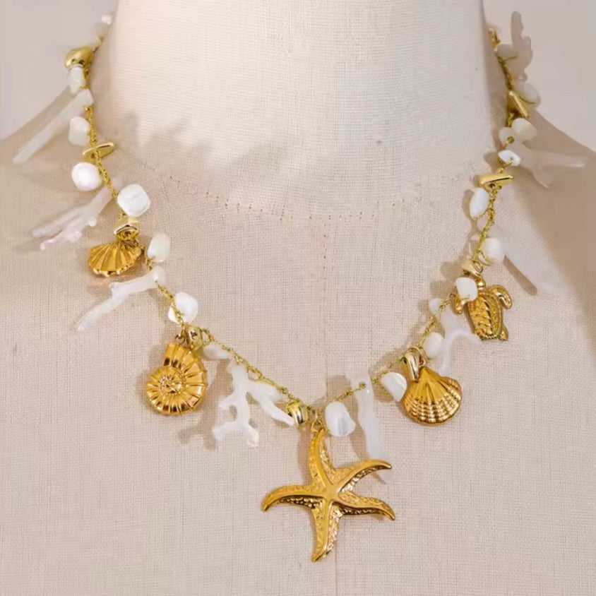 CORAL REEF CHARM NECKLACE