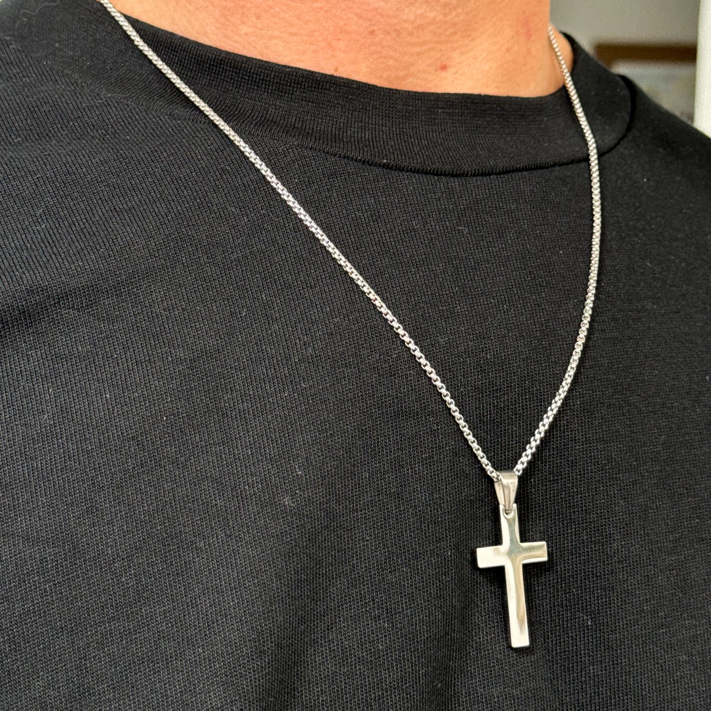 CROSS PENDANT