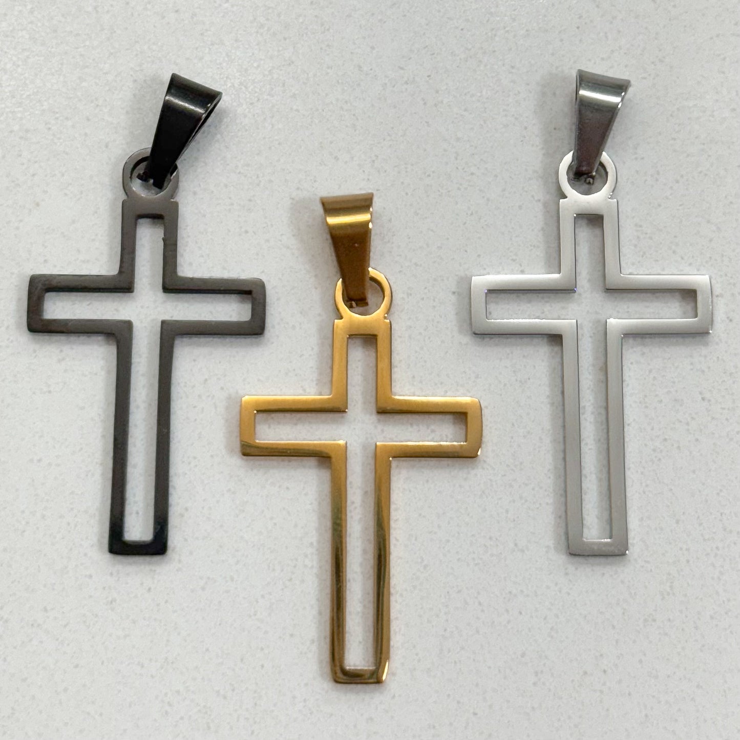 CROSS OUTLINE PENDANT