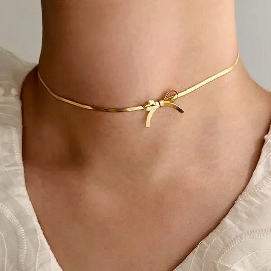 BOW CHOKER NECKLACE