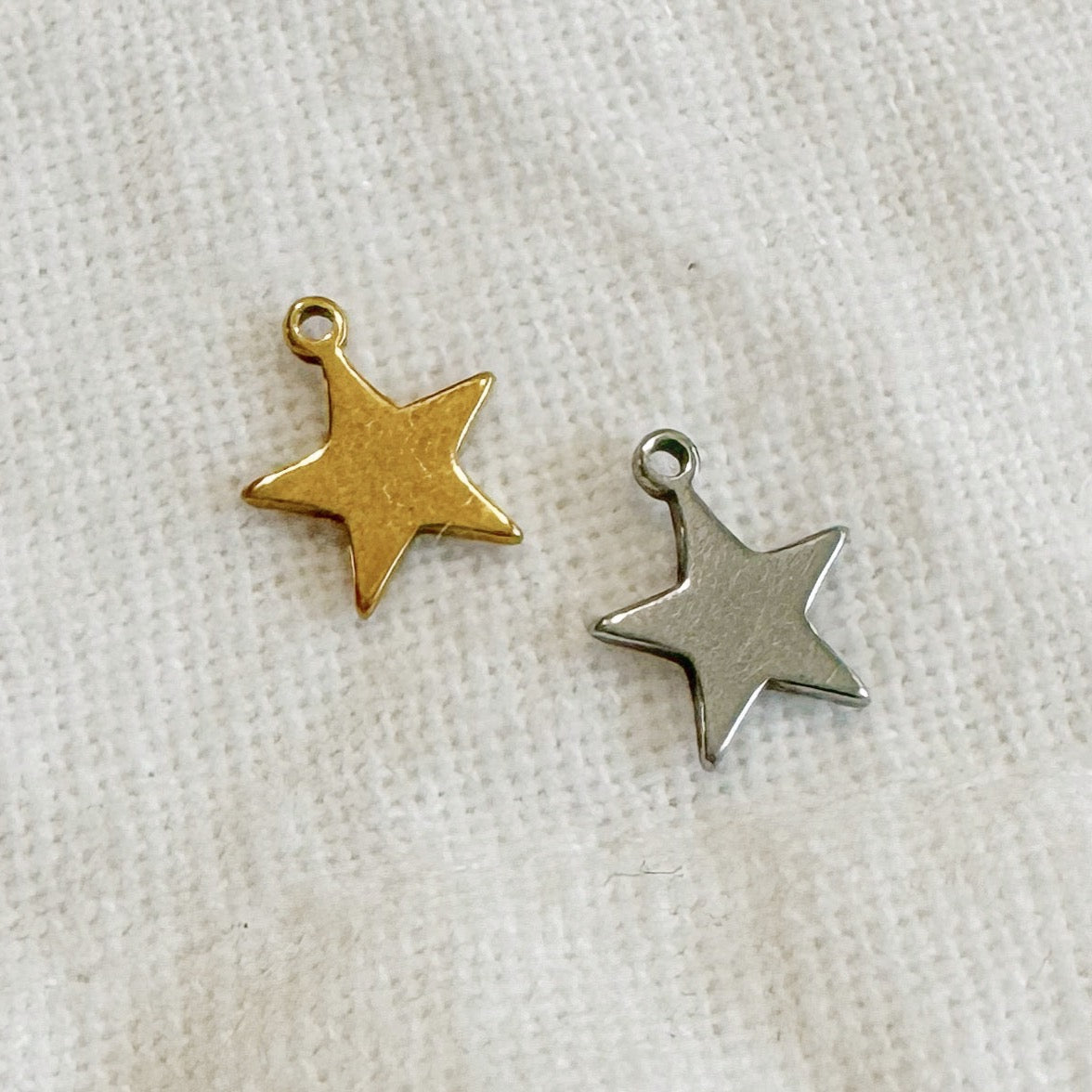 STAR CHARM